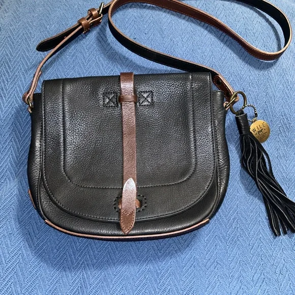Will Leather Goods Women’s Black Seneca Crossbody Bag - Picture 1 of 6